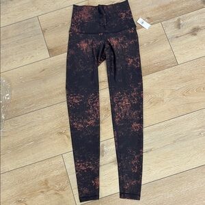 Black and coral/pink High-Waisted Leggings new Old Navy leggings with tag,